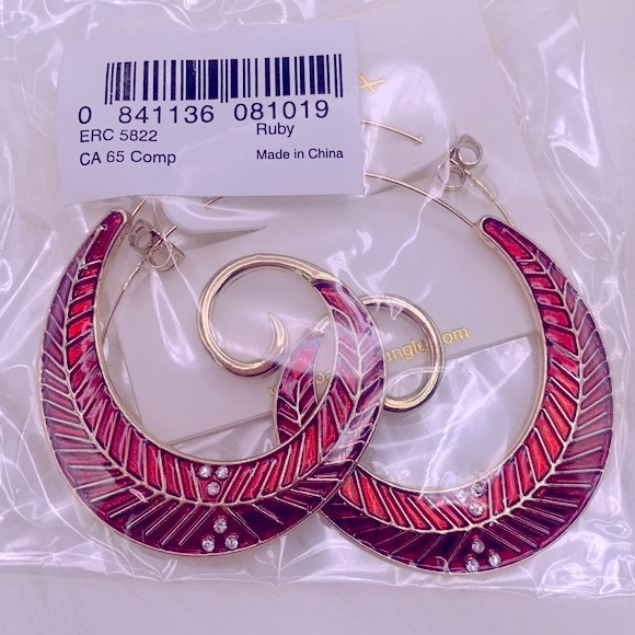 Amrita Singh Saira Threader Hoops, Ruby and Gold - Picture 5 of 6